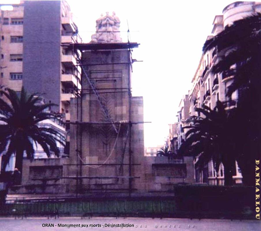 FM ac- 01- Monument aux morts desinstallation.jpg